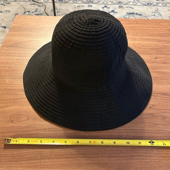 Peter Grimm black wide brim beach hat, sun hat, vacation, True Character, chic - Picture 9 of 11